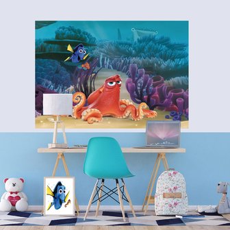 Finding Dory poster Hank