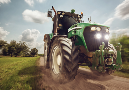 Groene tractor fotobehang