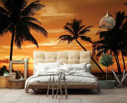 Tropisch Strand fotobehang Palmbomen en Zonsondergang