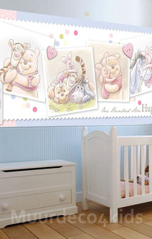 Winnie the Pooh VLIES fotobehang Hugs H