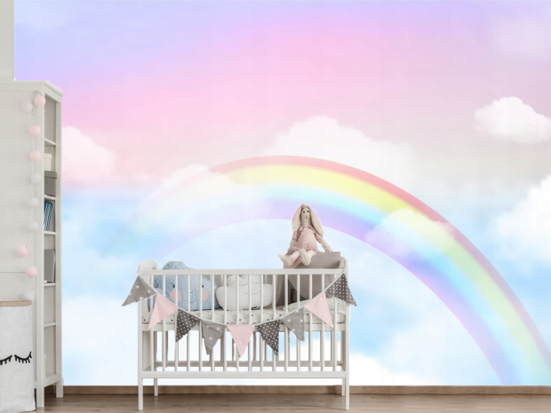 Wolken en regenboog behang babykamer